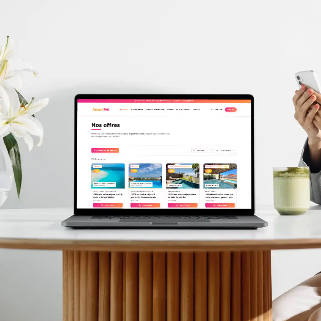 Site d'offres de voyage sur ordinateur